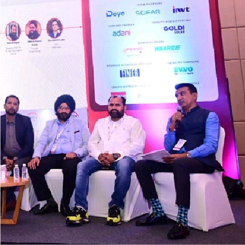 Our MD Sir enlightened the audience at SolarQuarter seminar in Lucknow and awarded Best CEO of the Year' and 'Best Developer in C & I